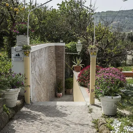 Faraglioni Di 2* סורנטו